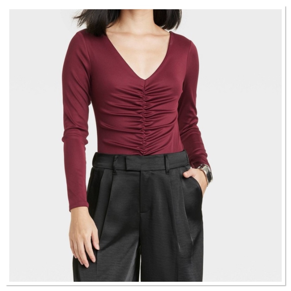 Women’s Long Sleeve Ruched Slim Fit Bodysuit Burgundy